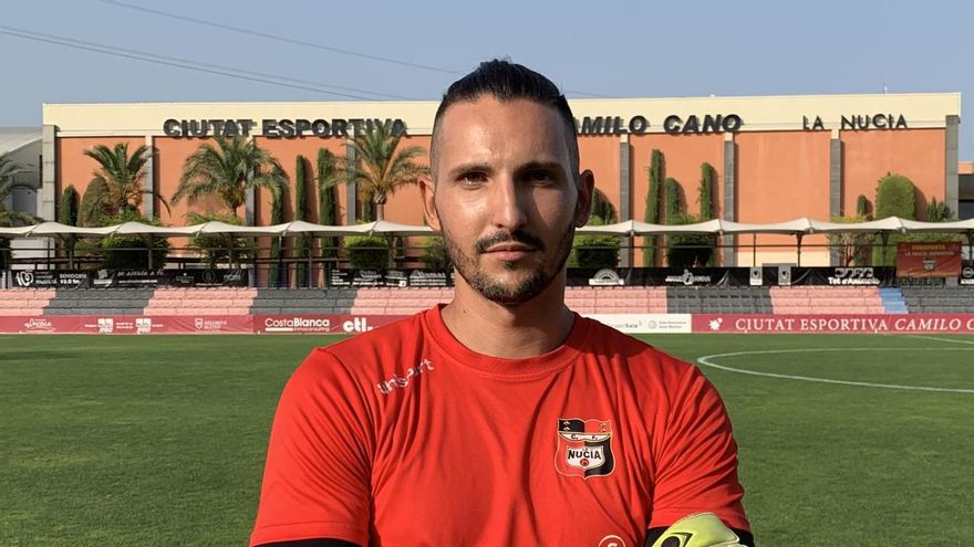 El Lorca Deportiva también cambia de portero