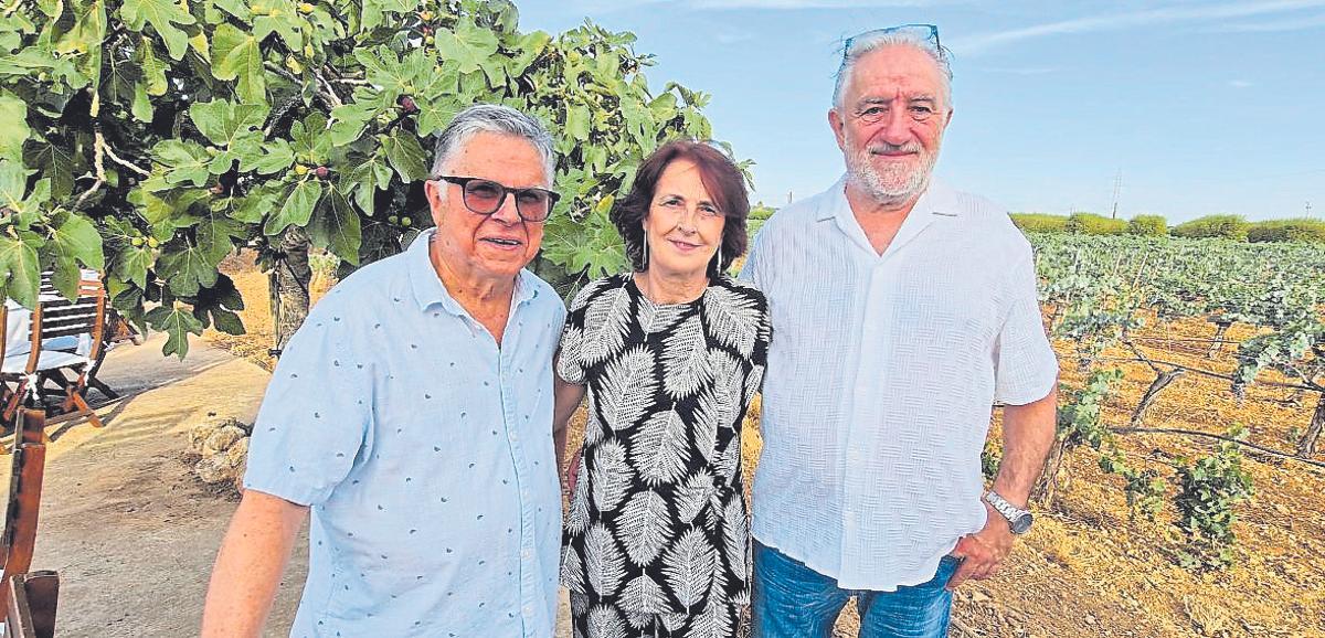 Miquel Monroig, María Salas y Miquel Rosselló.