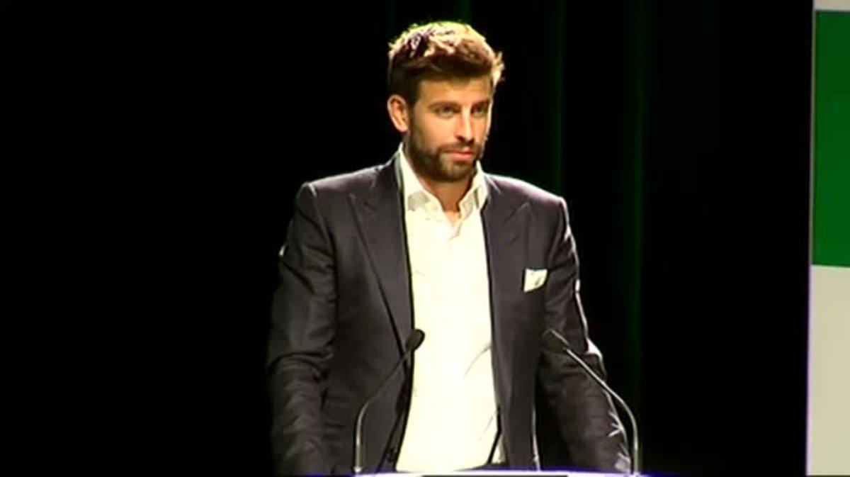 Piqué, protagonista en la presentación de la nueva Copa Davis.