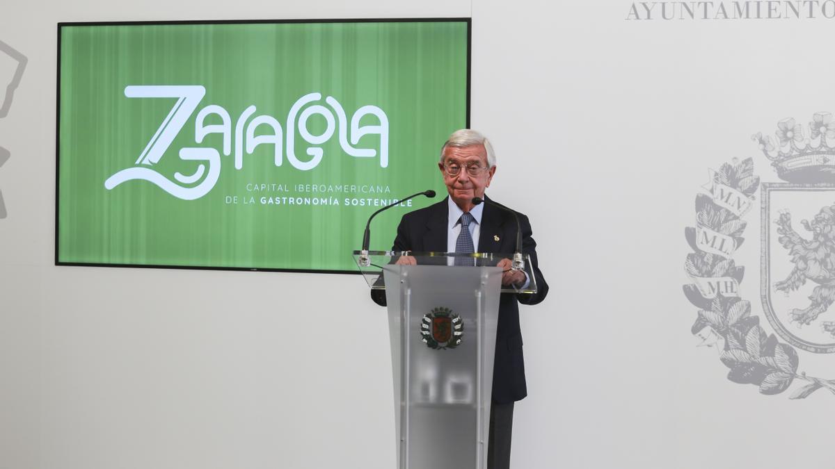 El presidente de la AIBG, Rafael Ansón, en la presentación de la Capital Iberoamericana de Gastronomia Sostenible.