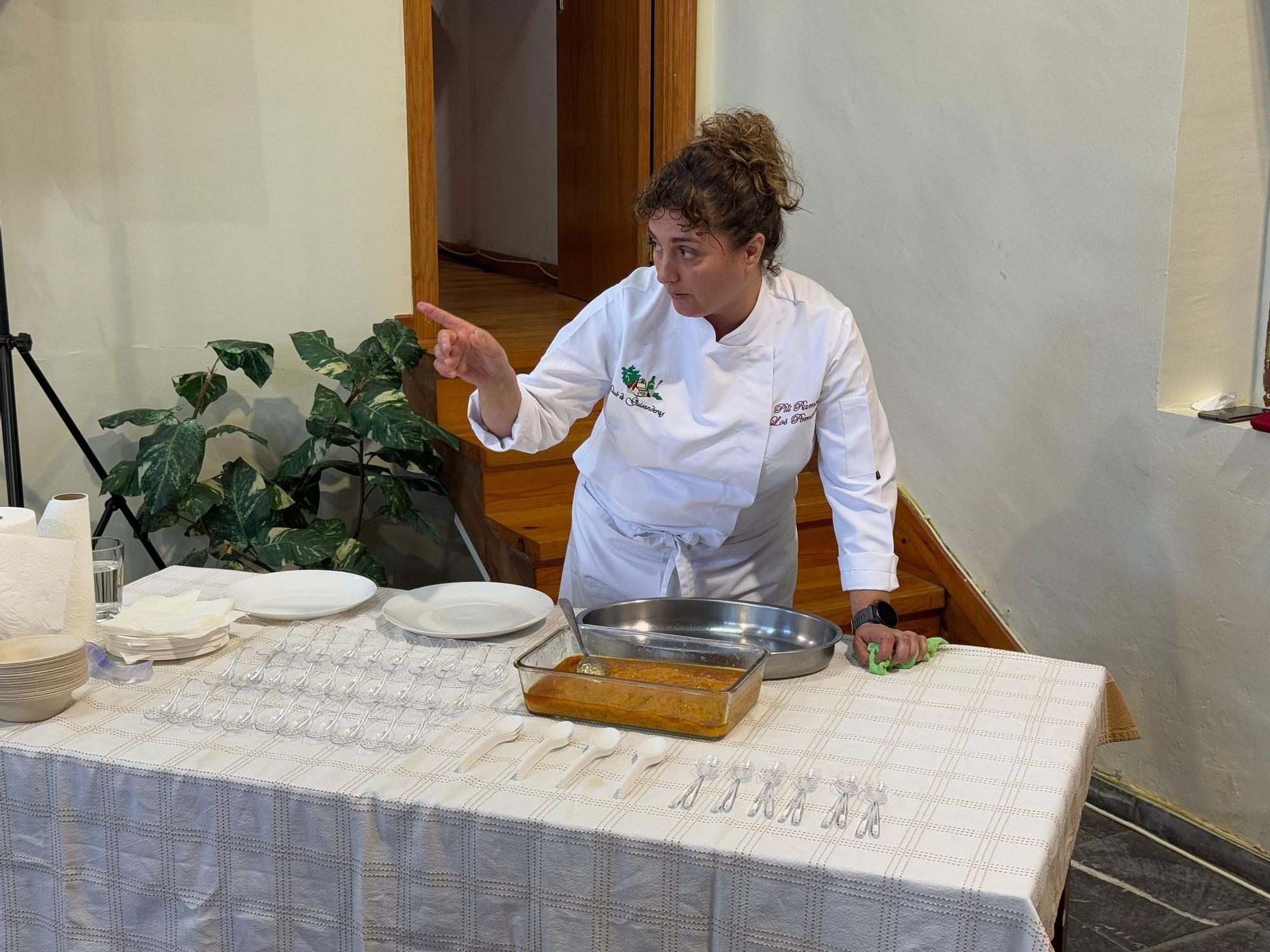Así fue la masterclass de la guisandera Pilar Ramos con las llámparas como protagonistas en Quintes