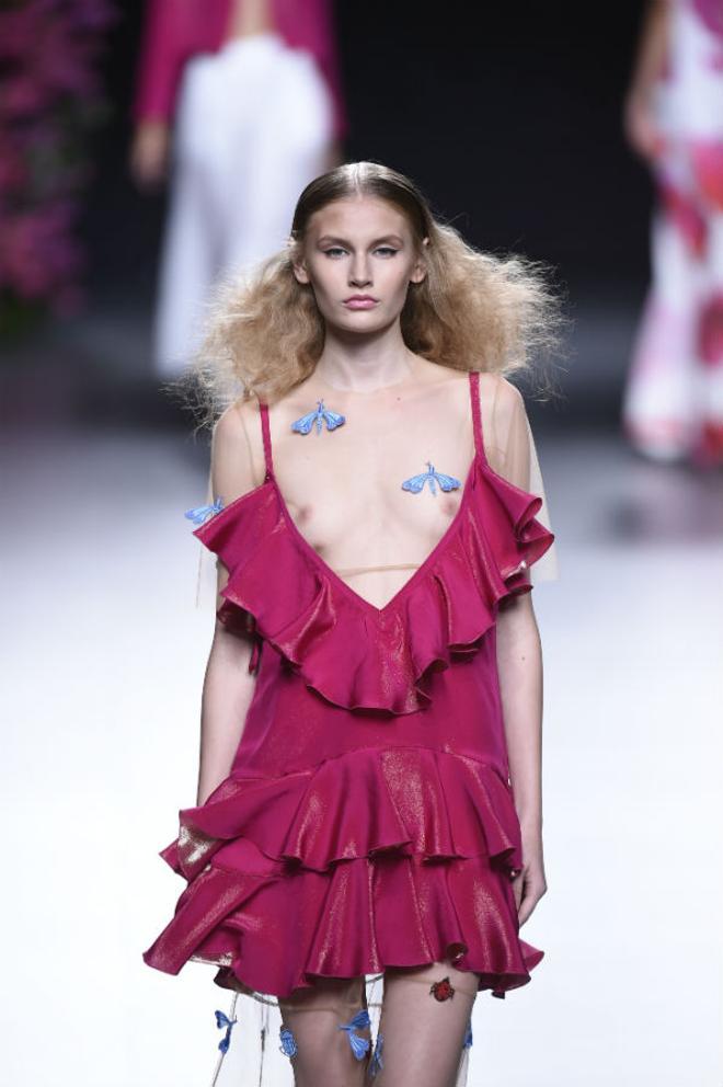 Juana Martín MBFWM primavera/verano 2017: volantes y naturaleza