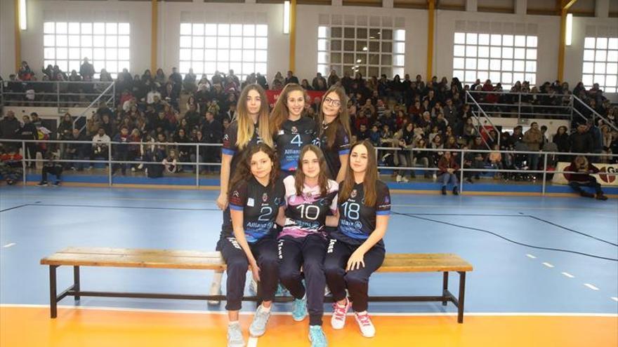 El Volei Grau Castelló, el bressol del volei femení a la capital de la Plana JUVENIL