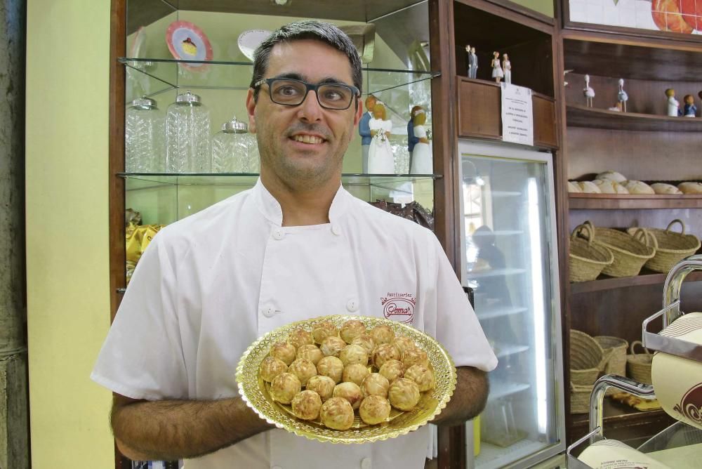 Mallorquinisches Traditionsgebäck zu Allerheiligen