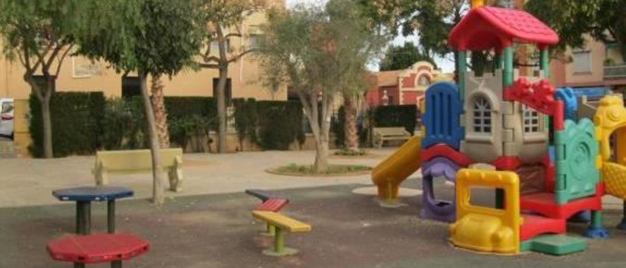 El PSOE da el nombre de una beata a un parque con el rechazo de Compromís