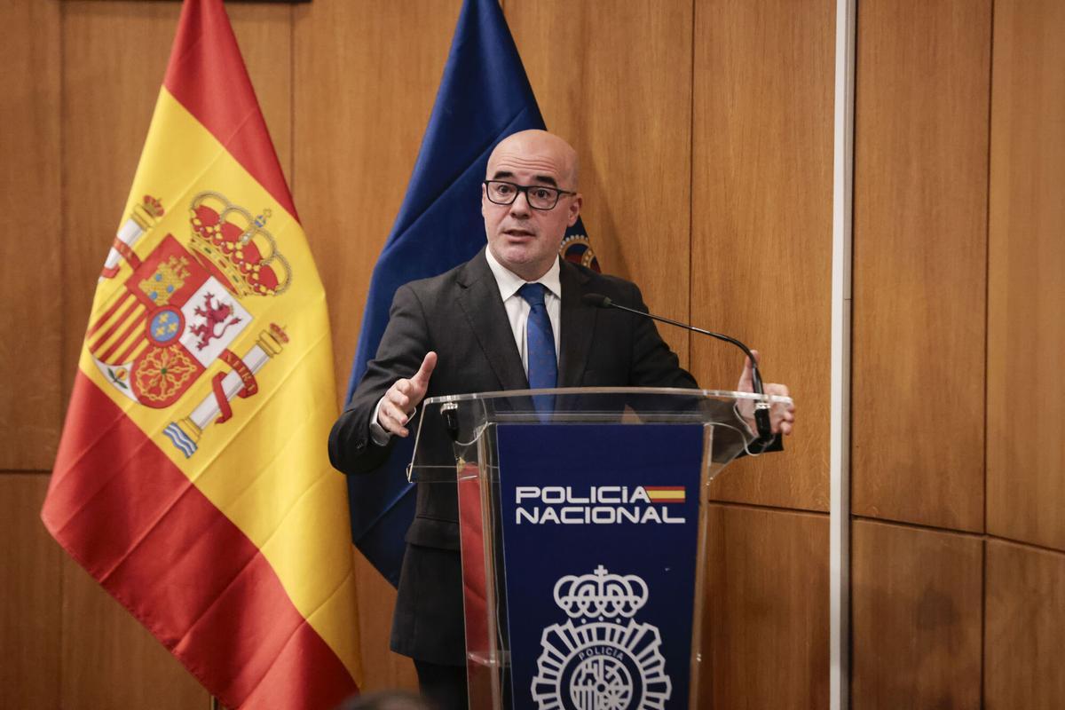 El delegado del Gobierno en Madrid, Francisco Martín, durante la rueda de prensa sobre la operación.