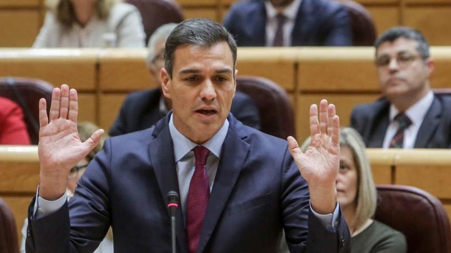 Sánchez en la última sesión de control en el Senado.