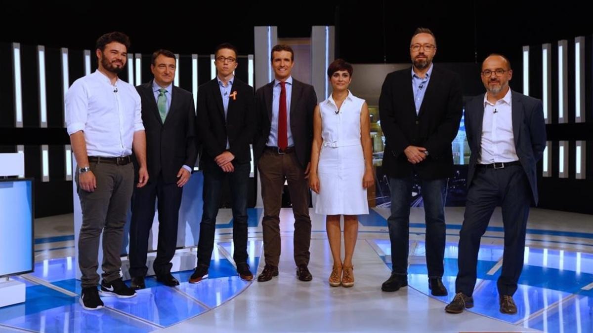 Gabriel Rufián, Aitor Estaban, Íñigo Errejón, Pablo Casado, Juan Carlos Girauta, Isabel Rodríguez y Carles Campuzano.