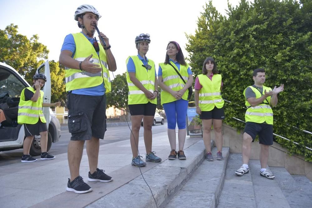 Ruta de bicicletas a la luz de la luna de Murcia