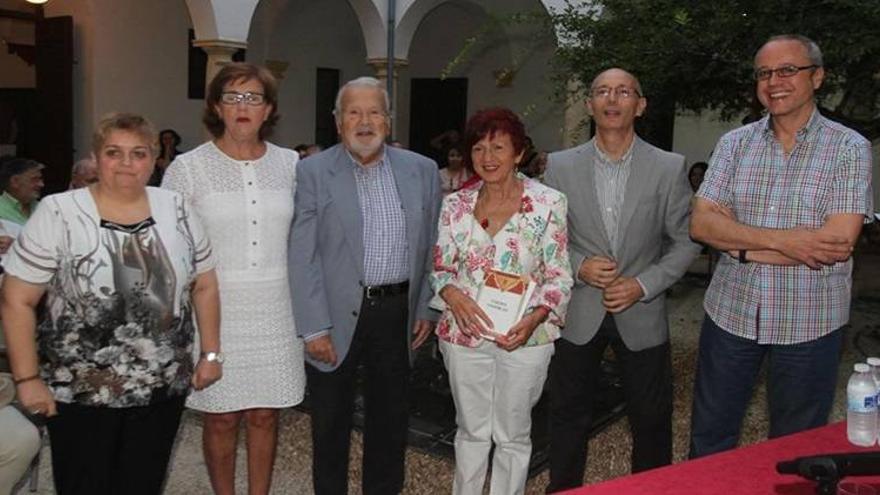 El poeta Carlos Rivera recibe un homenaje en Cosmopoética