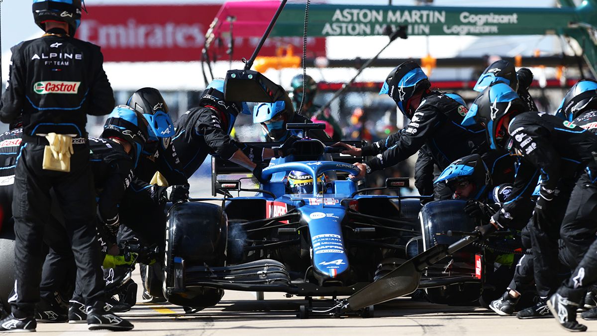 Fernando Alonso con Alpine durante un GP de la temporada 2021 de la Fórmula 1