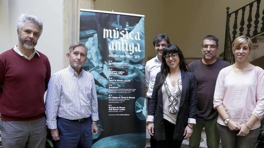 Foto de familia en la presentación del ´Música Antiga´.