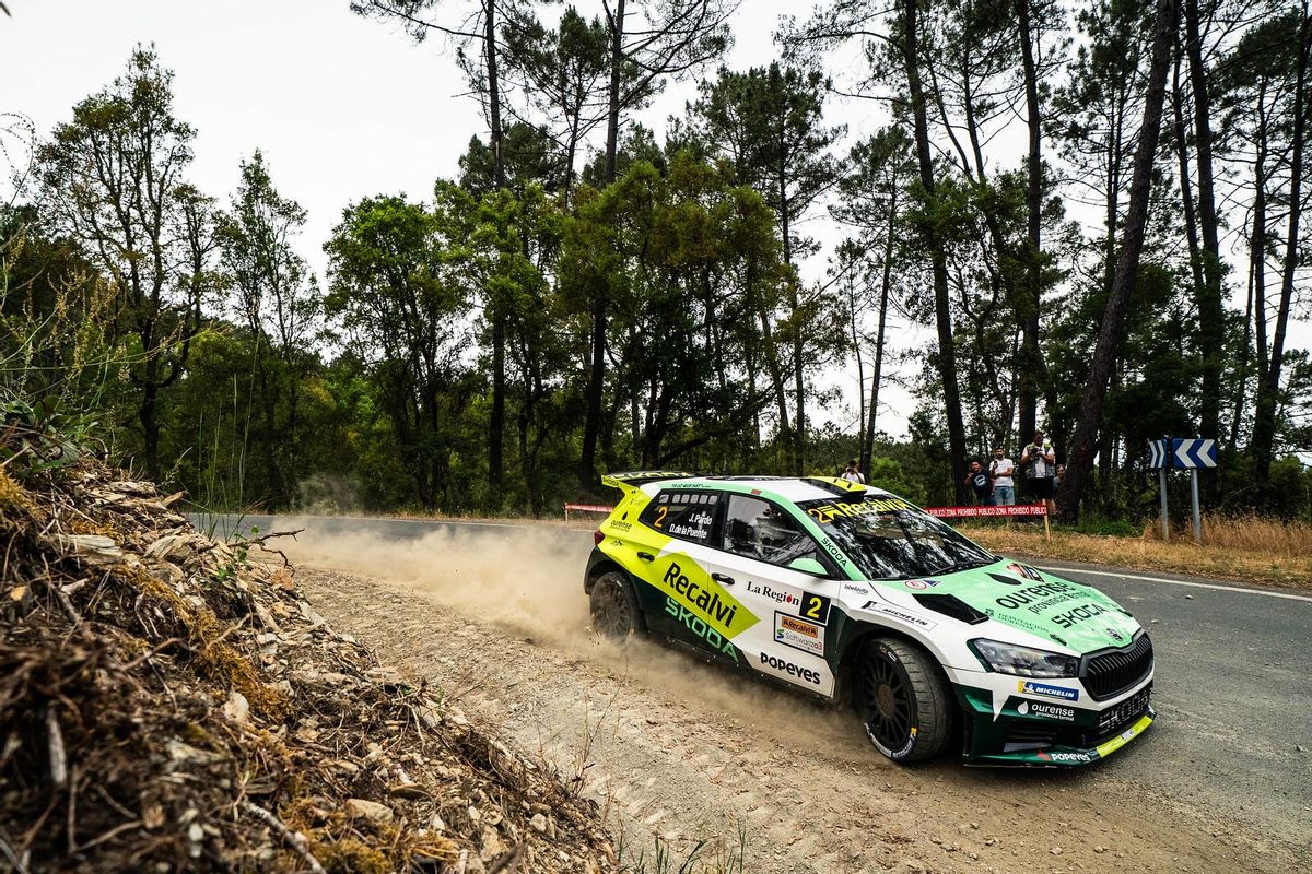 Recalvi es el patrocinador principal del Rallye Rías Baixas.