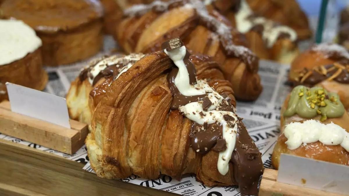 Uno de los croissants gigantes de Los Mayses