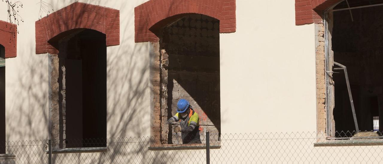 Se retoman las obras del Casino de AHM en el Port de Sagunt