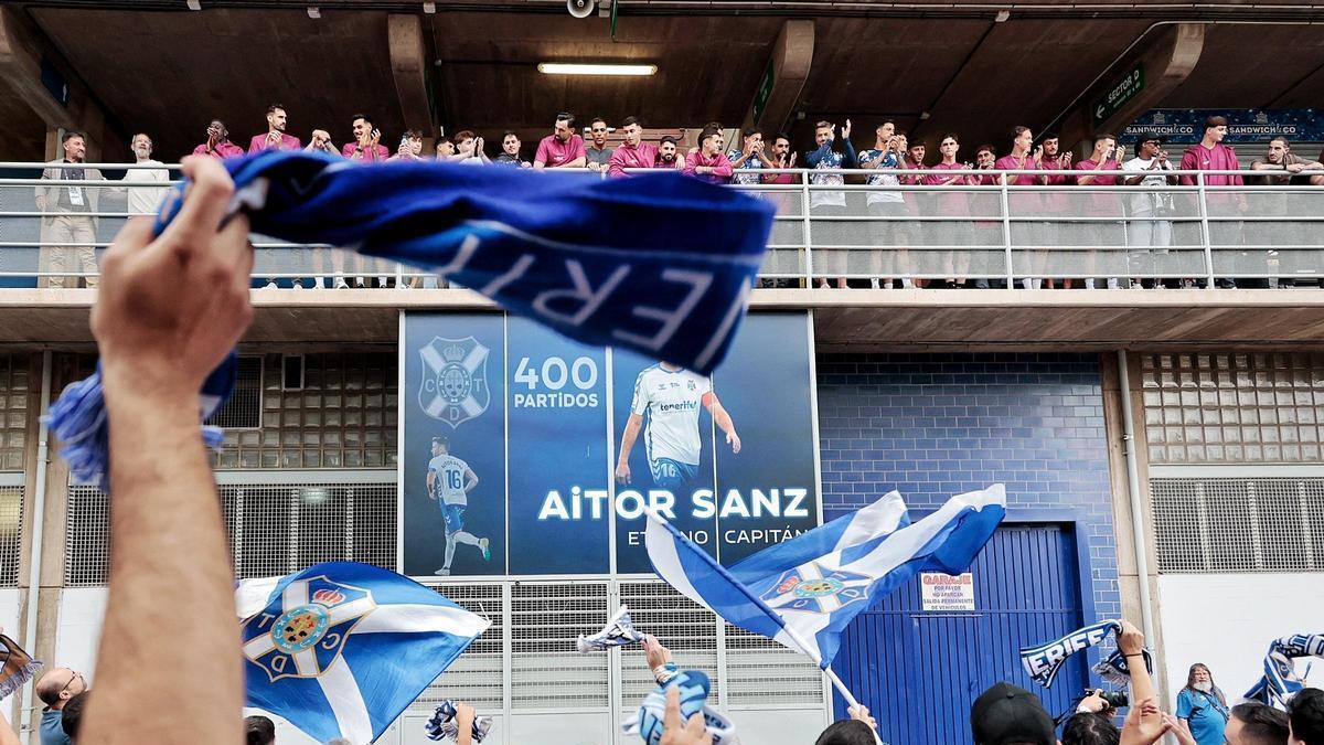 Ambiente previo del CD Tenerife - Arenas