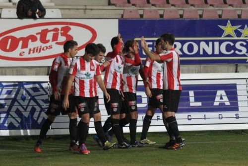 El Zamora consigue la victoria ante el Caudal (Zamora 2 - 1 Caudal)