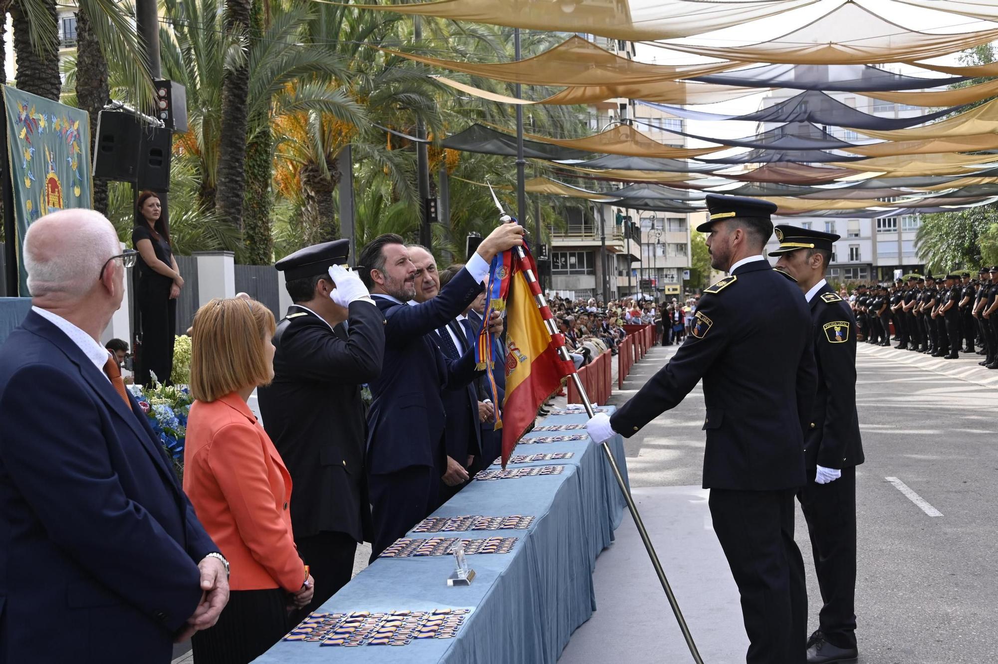 Así ha sido el acto del patrón de la Policía Local de Elche
