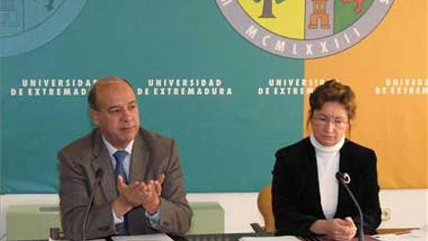 Junta y Uex destinan 5 millones a la mejora de campus e innovación