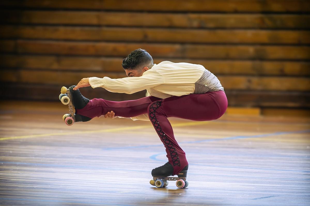 Hugo Betancor, quinto clasificado en el Campeonato de España juvenil de patinaje artístico en la modalidad libre individual Hugo Betancor, quinto clasificado en el Campeonato de España juvenil de patinaje artístico en la modalidad libre individual