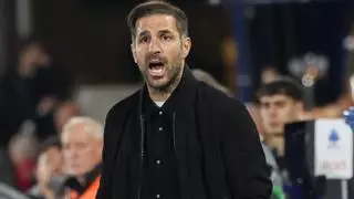 Fàbregas, mejor entrenador de la Serie A, y Nico Paz, mejor jugador joven