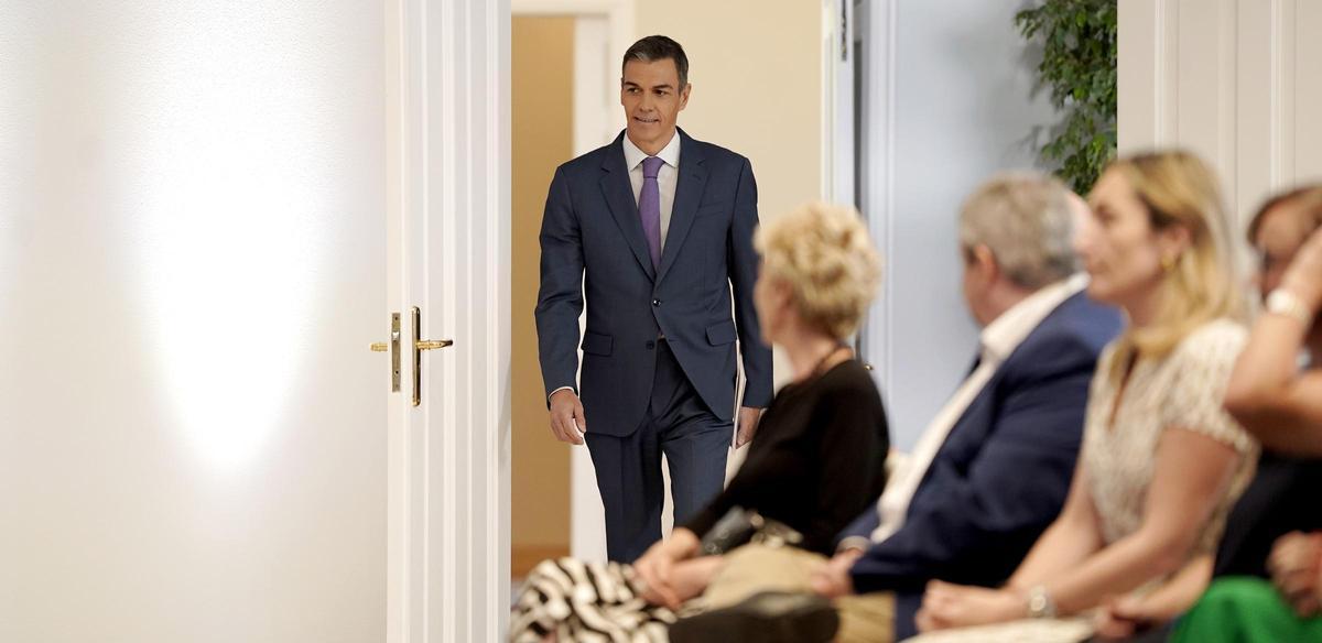Pedro Sánchez, presidente del Gobierno, comparece en Moncloa.