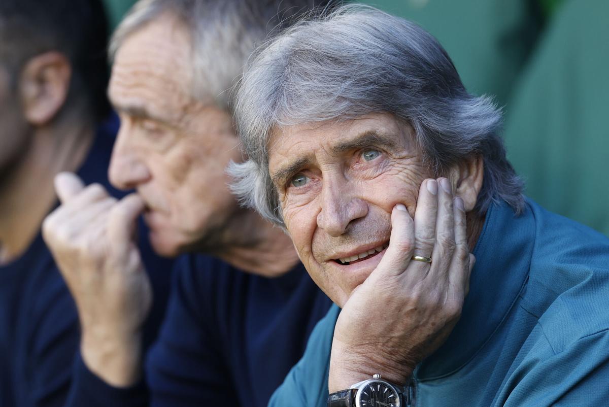 Manuel Pellegrini, durante el Betis-Espanyol de Liga de la jornada 30 en La Cartuja