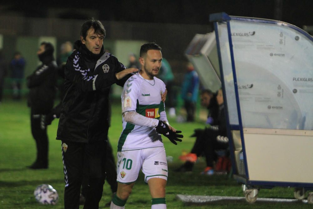 El Elche golpea dos veces a una Gimnástica Segoviana valiente