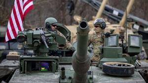 Trump planeja elevar un 50% la despesa militar en plena onada intervencionista