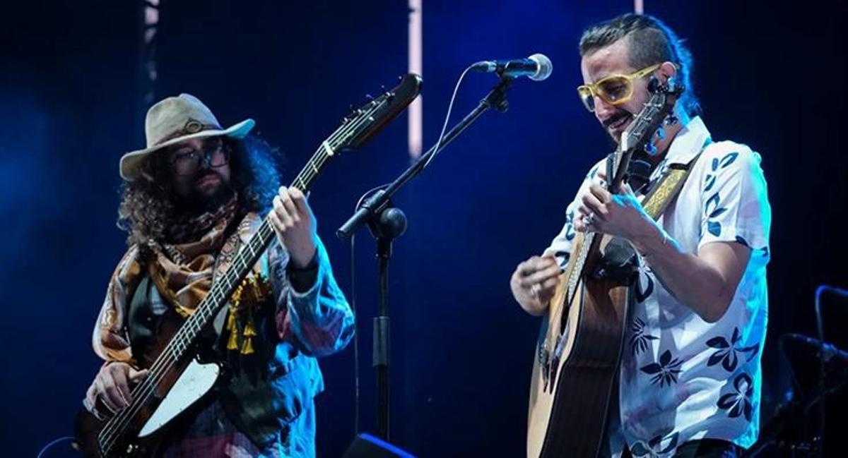 Flako RodrÍguez (a la derecha), durante un concierto.