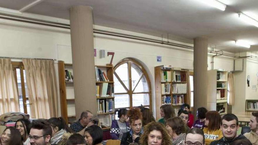 Los alumnos participantes en la charla impartida por Marta García.