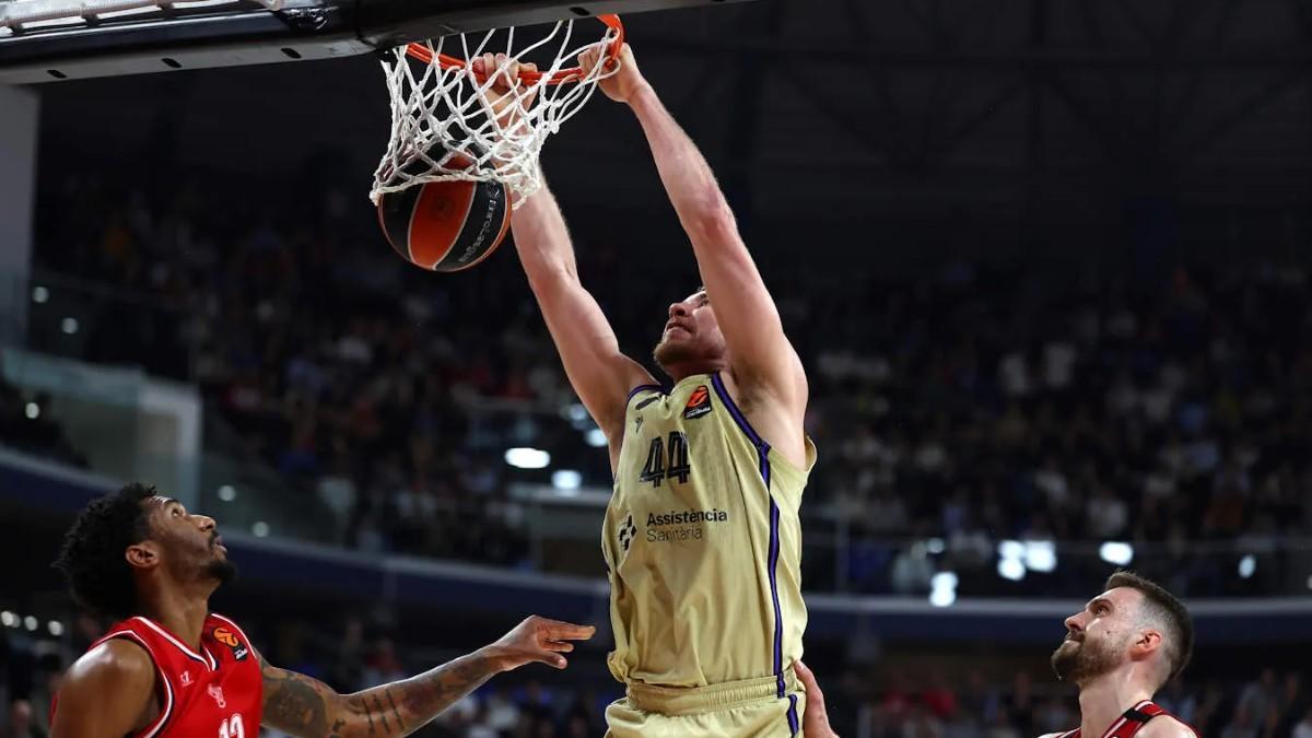 Joel Parra no bajó los brazos en el último cuarto