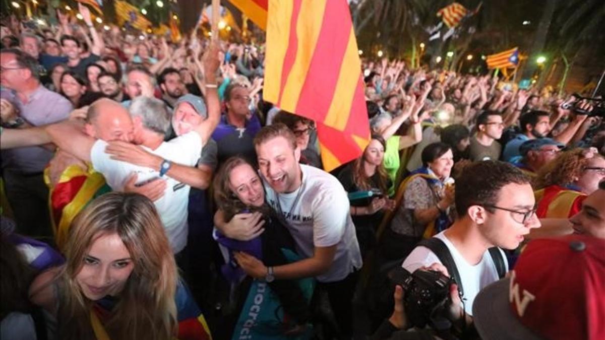 jregue40490947 barcelona 10 10 2017 politica ambiente en el passeig de llui171010223230