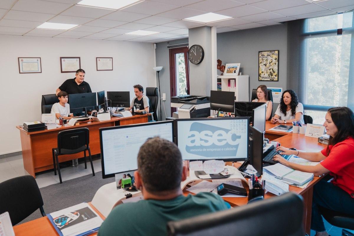 Asec Asesores ofrece un servicio integral en materia fiscal, laboral y contable.