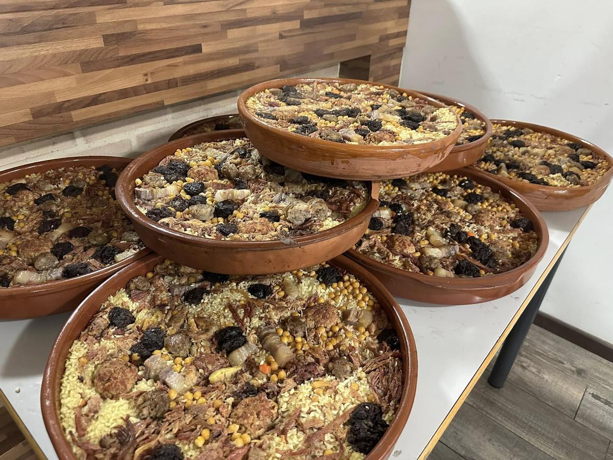 Cazuelas de rossejat.