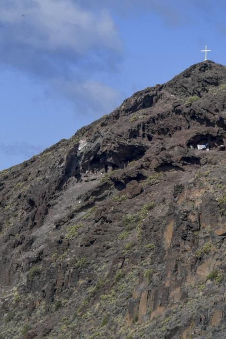 LAS PALMAS DE GRAN CANARIA 16-01-2019 LAS PALMAS DE GRAN CANARIA. Reportaje sobre el abandono de la cueva de Los Canarios. Reportaje sobre el abandono de la cueva de Los Canarios.  FOTOS: JUAN CASTRO