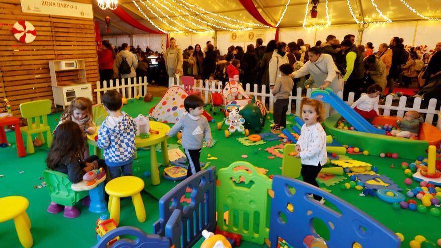 La carpa de la Navidad pasada. | |