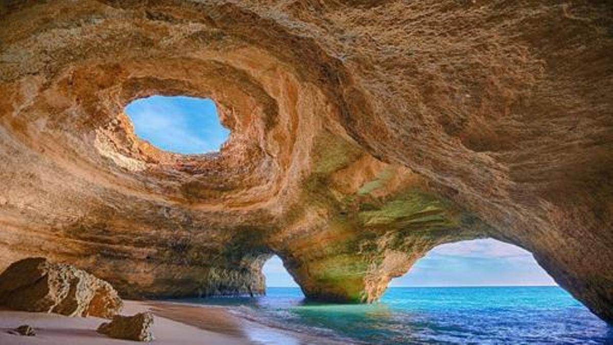 Cueva de Benajil