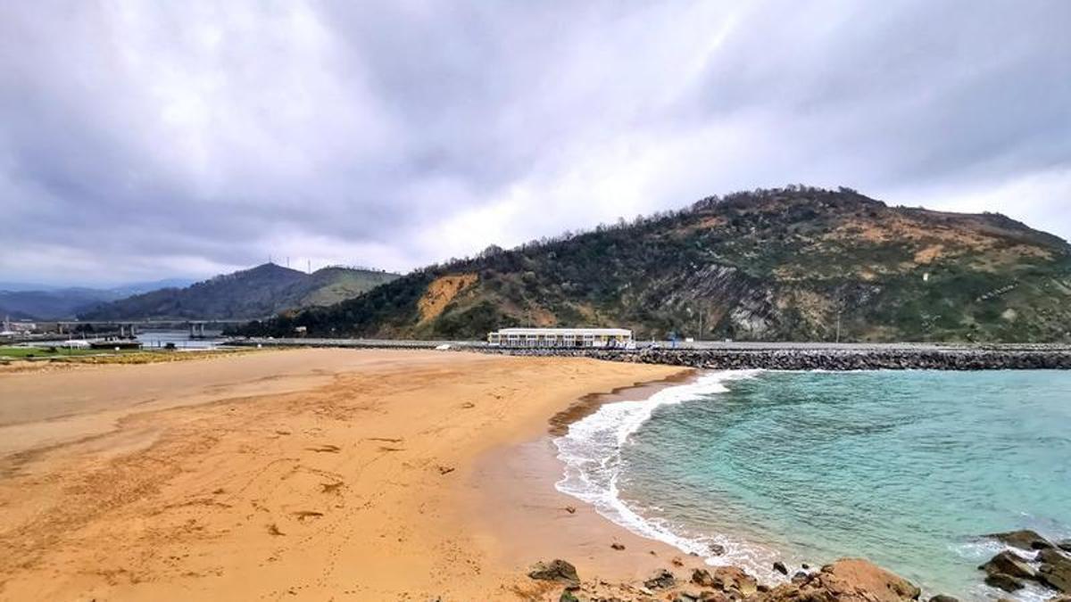 Playa de La Antilla de Orio desde el acantilado