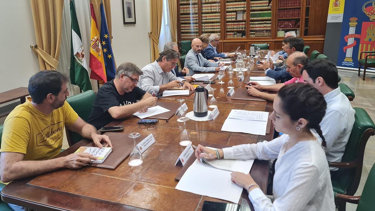 La comisión del PFEA, reunida este martes en la Subdelegacion de Gobierno de Málaga.