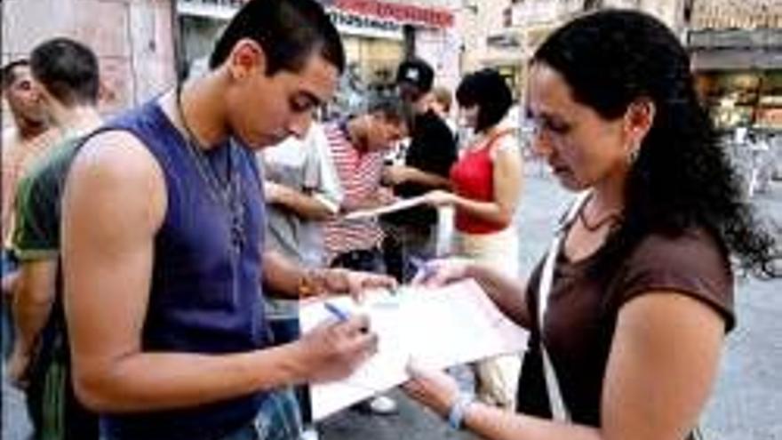 Recogida de firmas para un conservatorio de danza