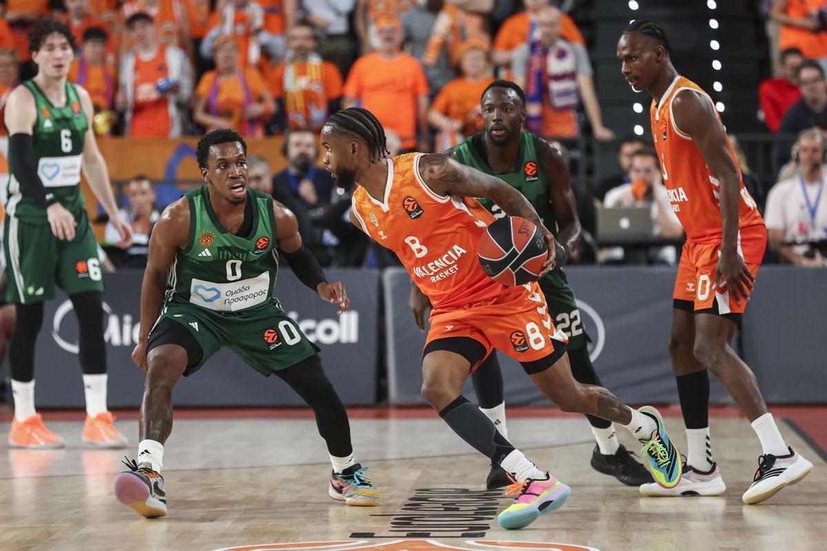 TJ Shorts frente al Valencia Basket en la pasada temporada