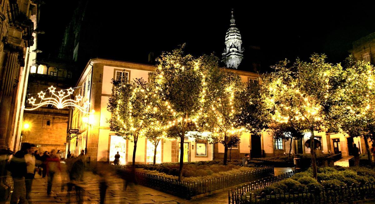 Santiago ocupa o cuarto posto entre entre as cidades galegas que máis gastan en iluminación de Nadal