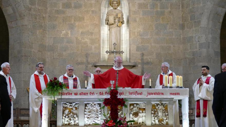 El nou bisbe de Girona, Octavi Vilà, presideix l&#039;ofici de les Fires i Festes de la Santa Creu de Figueres