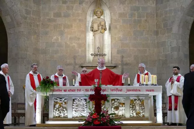 El nou bisbe de Girona, Octavi Vilà, presideix l'ofici de les Fires i Festes de la Santa Creu de Figueres