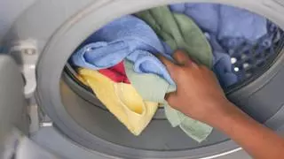 Champú en la lavadora: el truco del que ya no podrás prescindir y aquí tienes el porqué