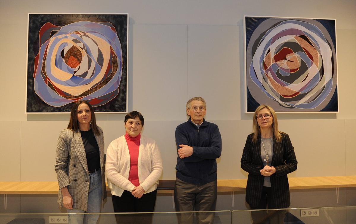 Un instante de la inauguración, ayer, de la muestra permanente de Fondevila en Lalín. | BERNABÉ/JAVIER LALÍN