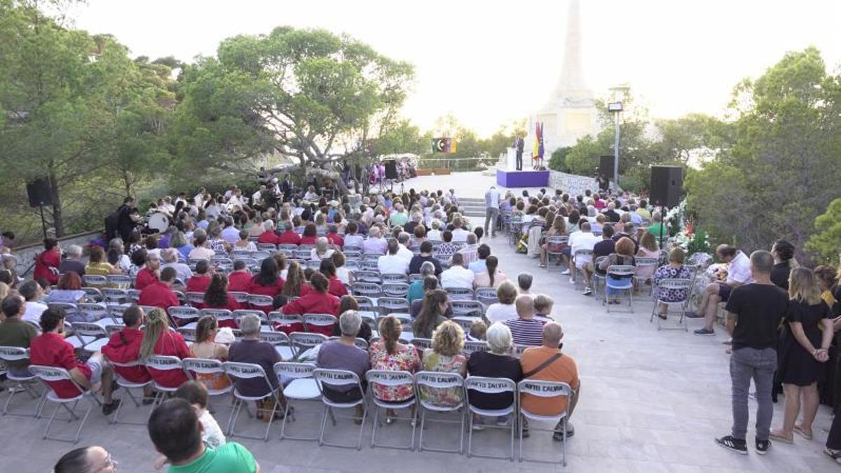 El acto se celebró en la Cruz de Santa Ponça. | JUAN LUIS IGLESIAS