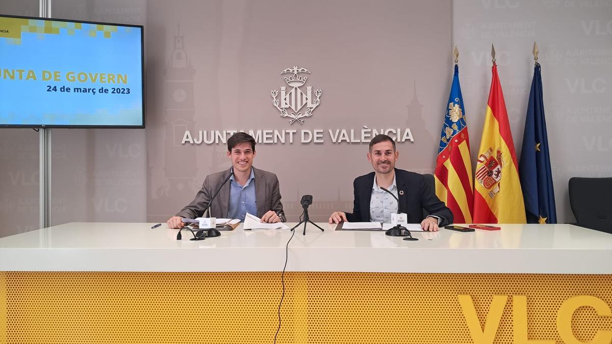 Borja Sanjuán y Sergi Campillo han dado cuenta de los acuerdos de la Junta de Gobierno.