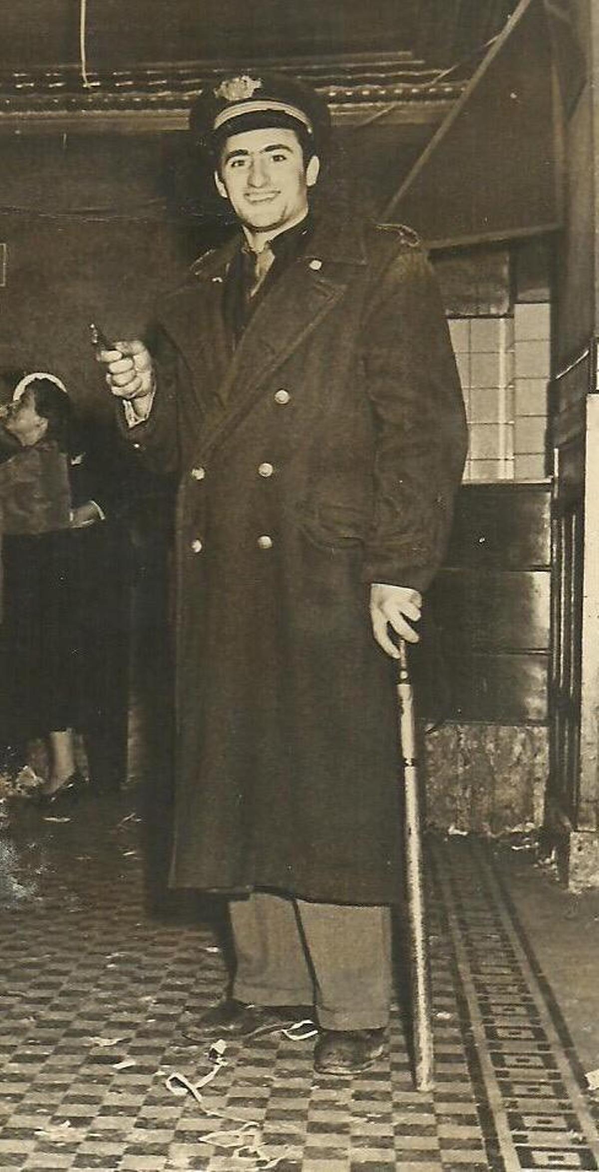 Agapito Rodríguez, de sereno